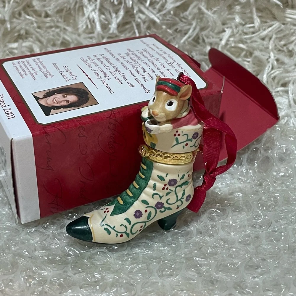 Hallmark Keepsake Ornament Fashion Afoot Joanne Eschrich 2001 Collector's Series